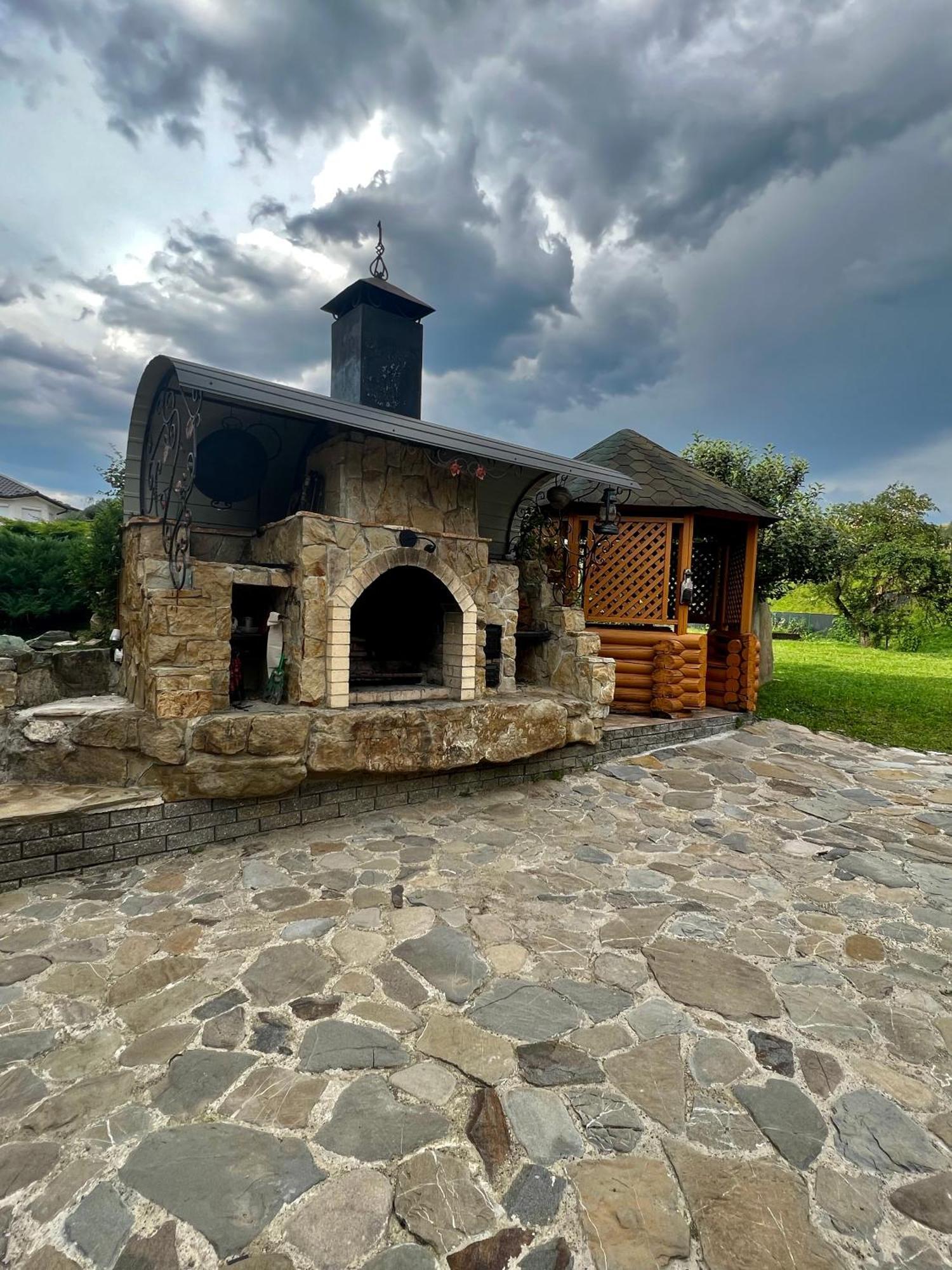 Arnica Otel Yasinya Dış mekan fotoğraf