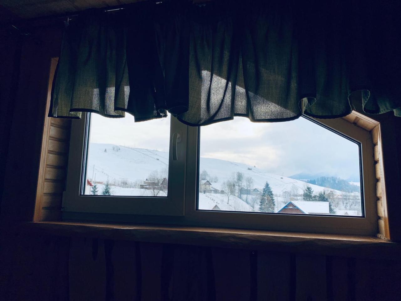 Arnica Otel Yasinya Dış mekan fotoğraf