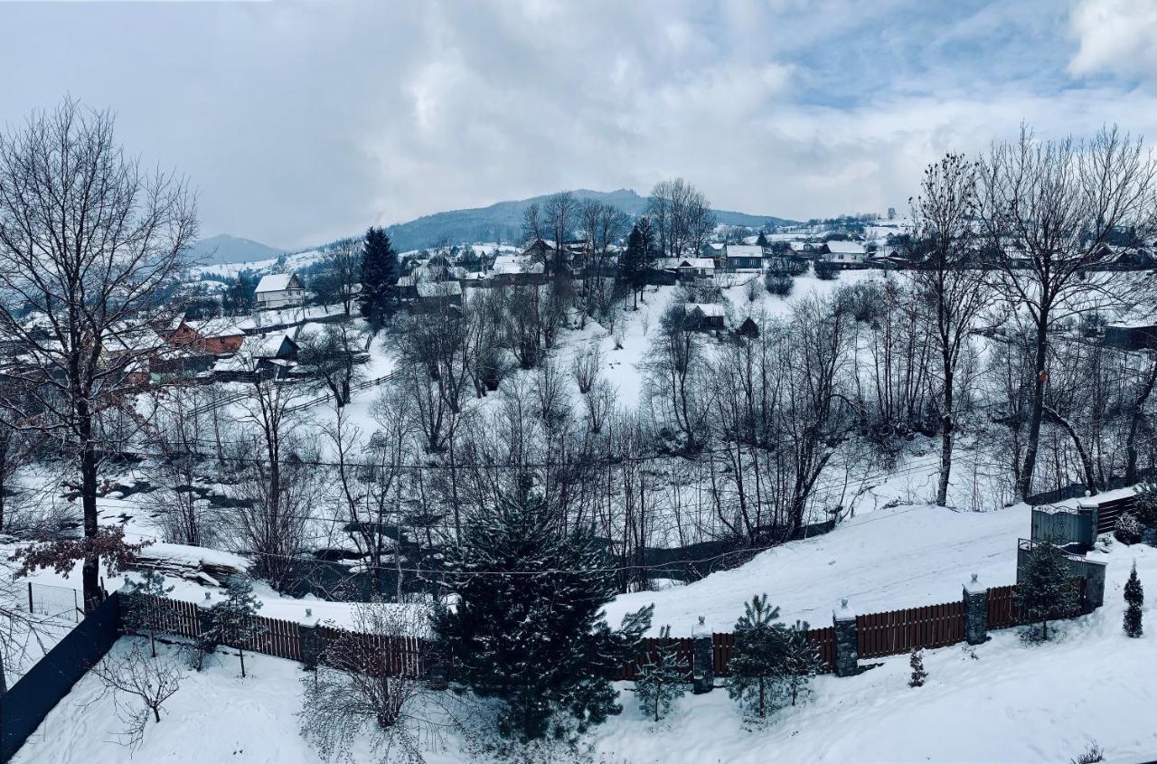 Arnica Otel Yasinya Dış mekan fotoğraf