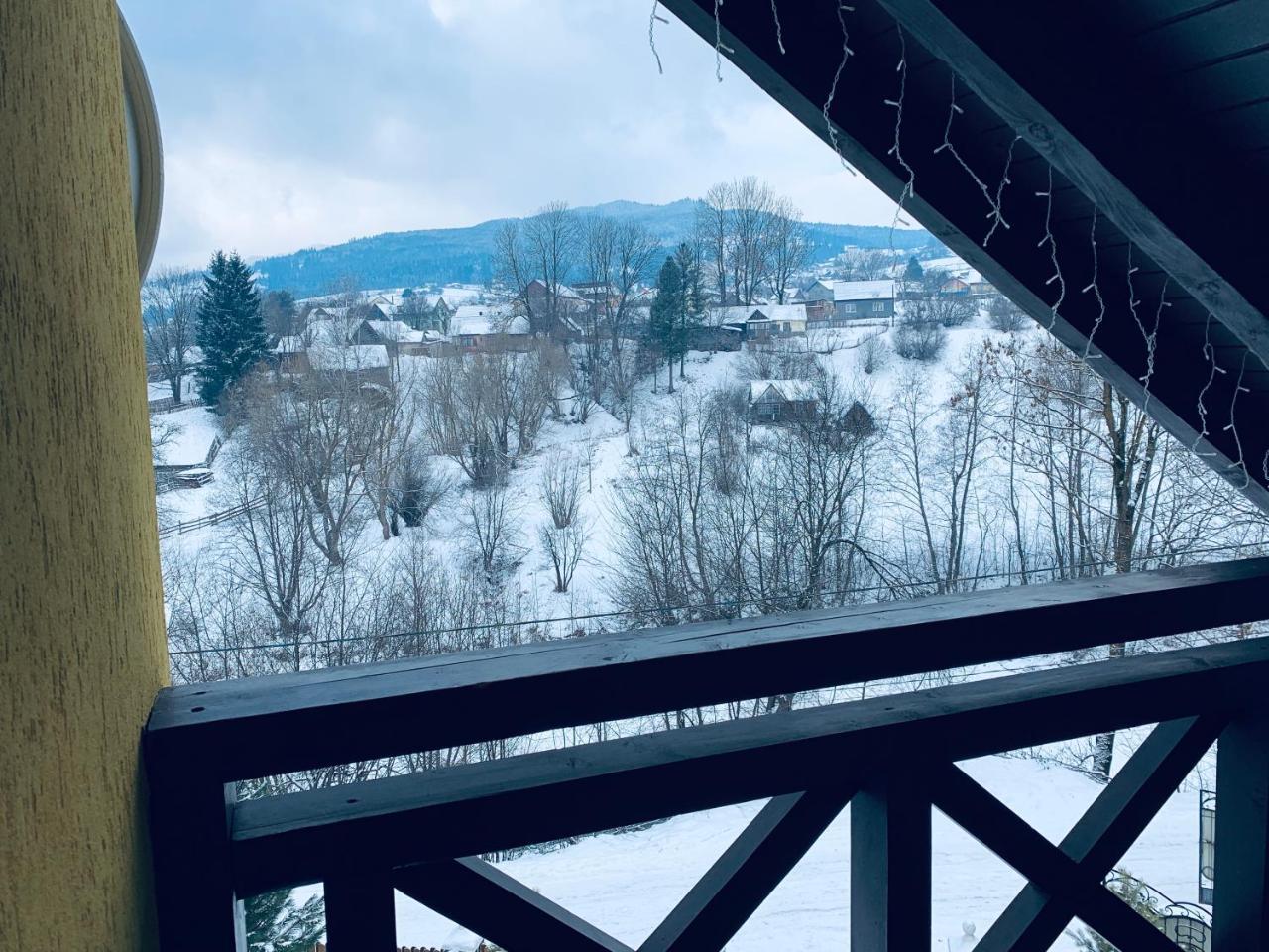 Arnica Otel Yasinya Dış mekan fotoğraf